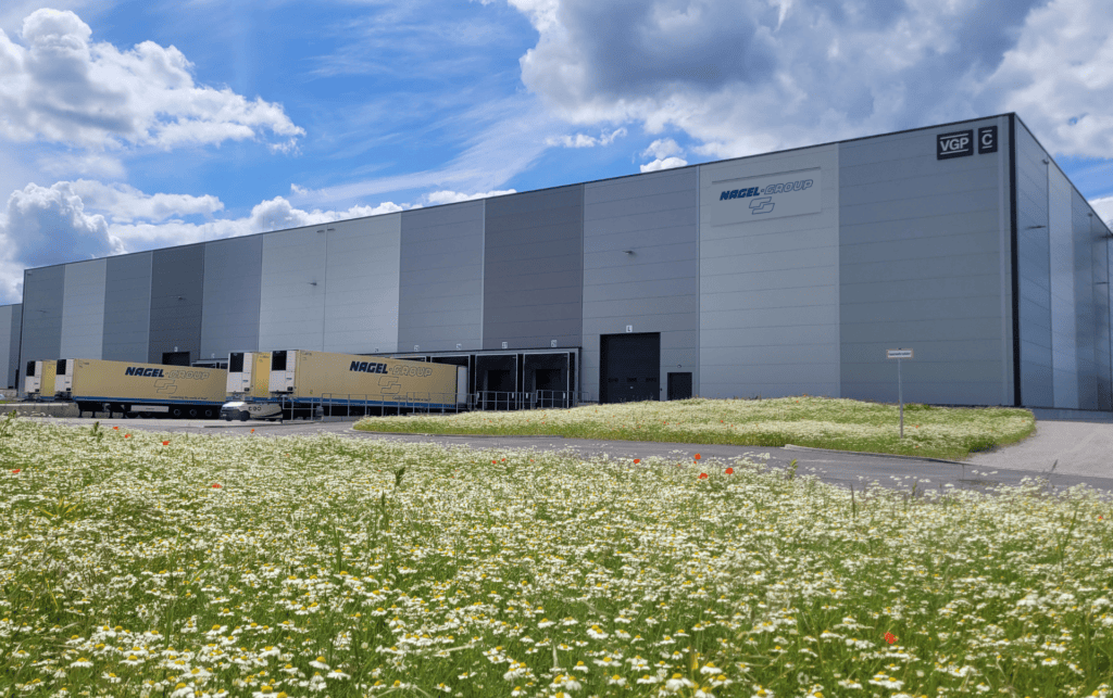 Neues Logistikzentrum in Rostock